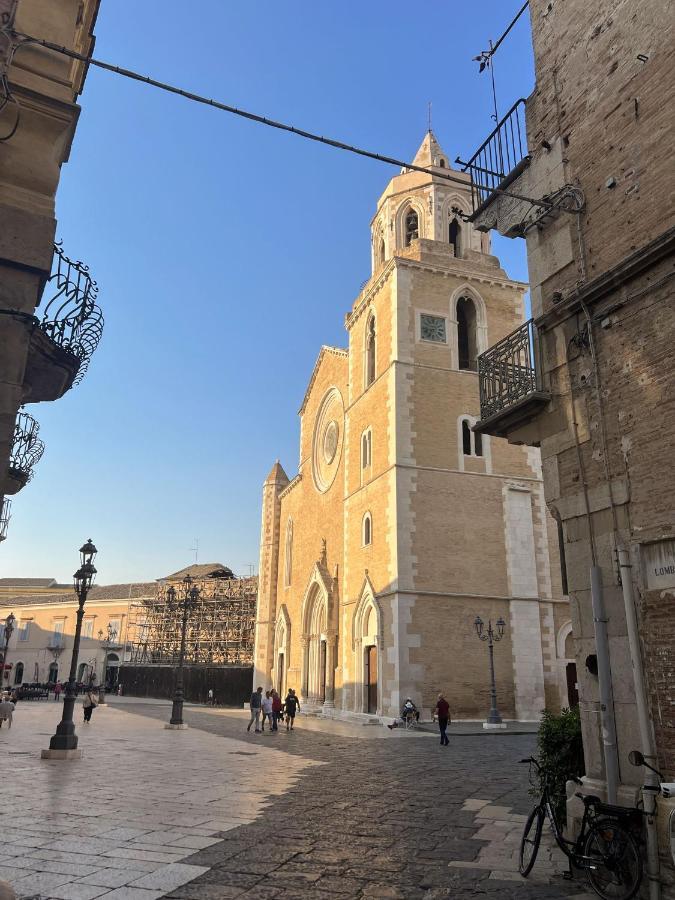 لوتشرا B&B Palazzo Lombardi المظهر الخارجي الصورة